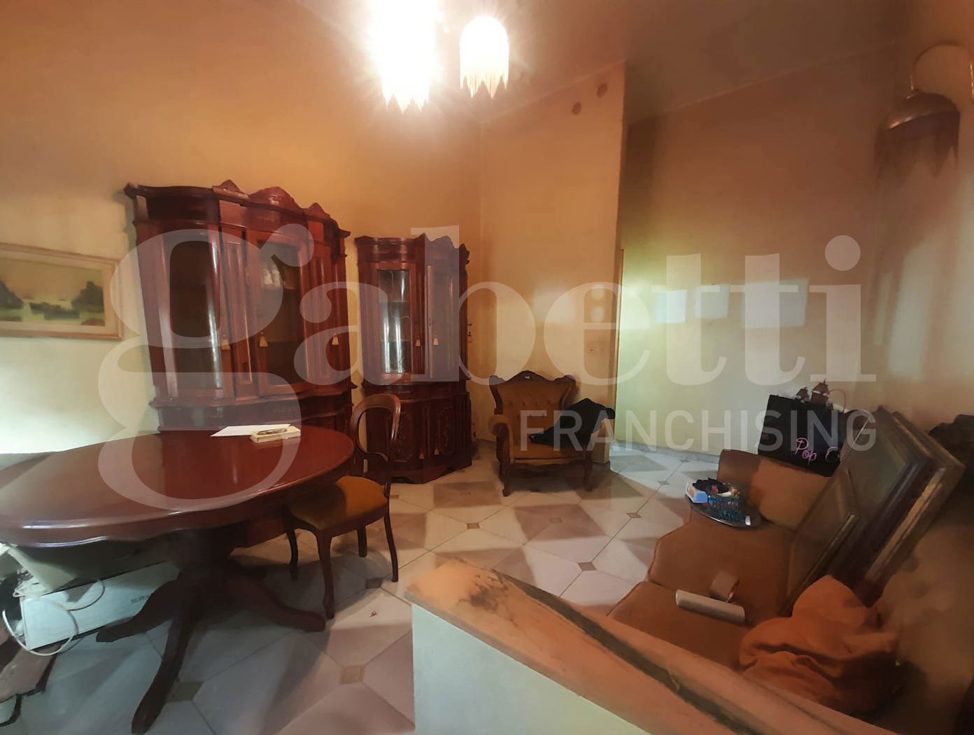 Trilocale da ristrutturare a Siracusa