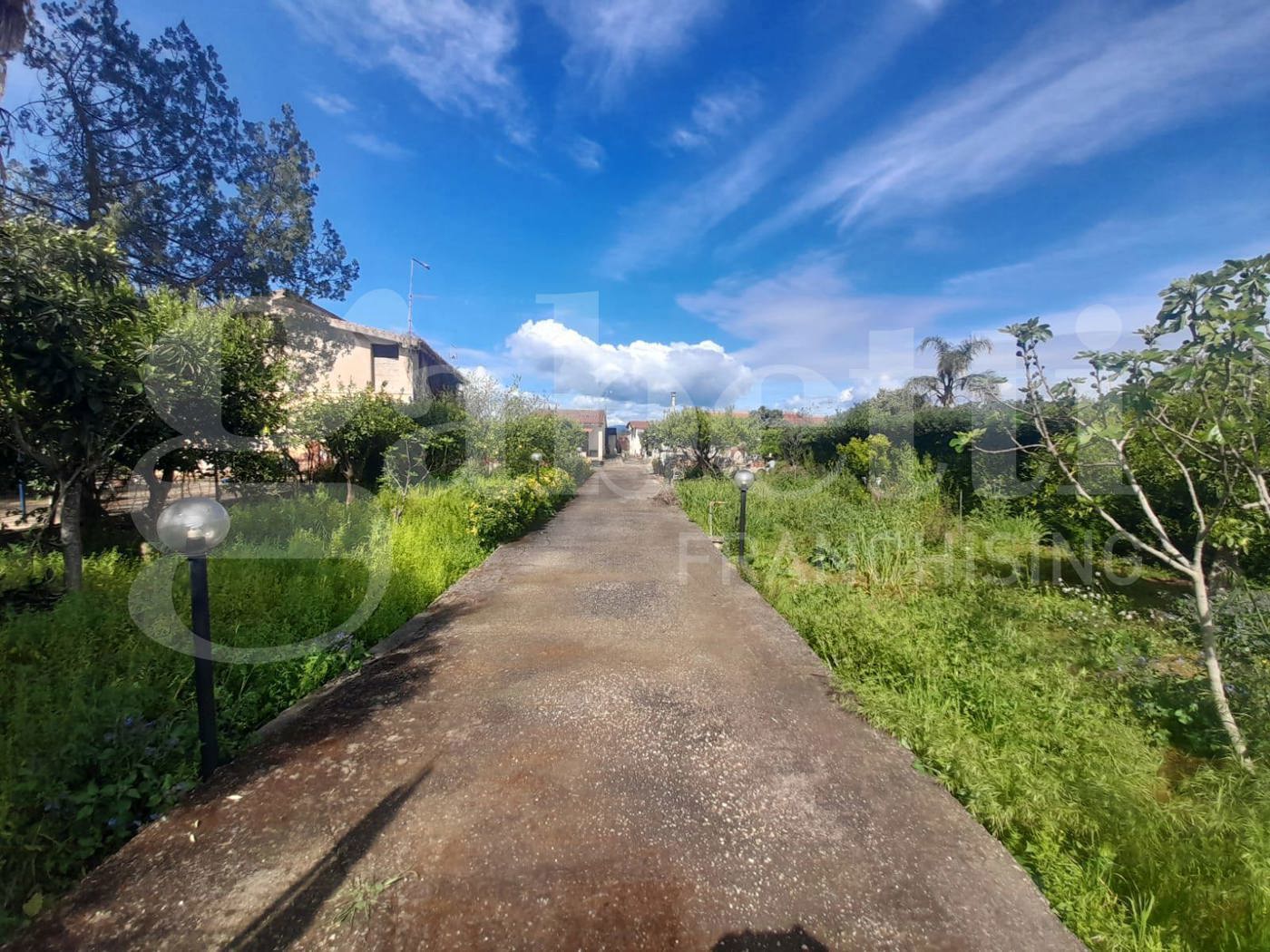Villa con giardino a Siracusa