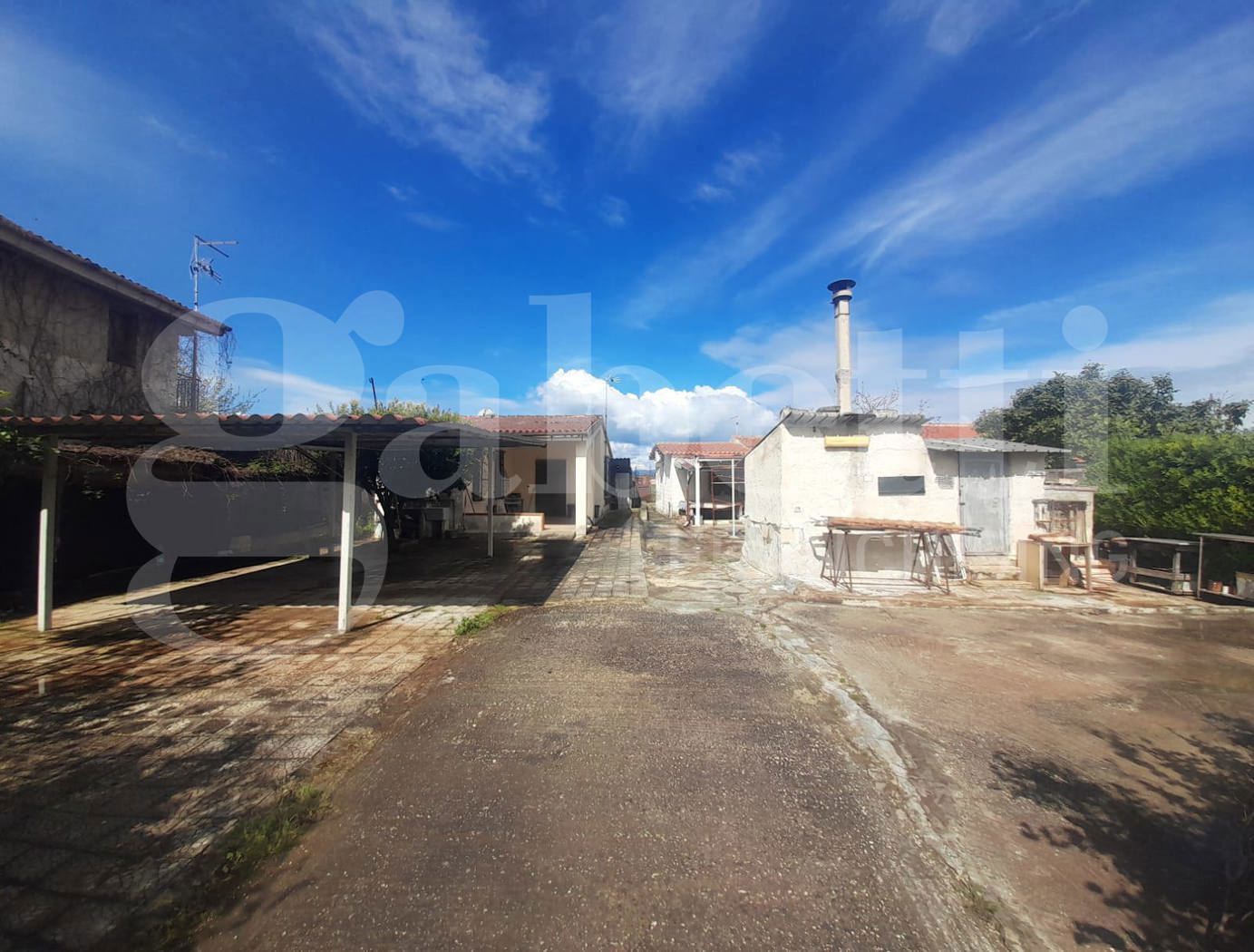 Villa con giardino a Siracusa