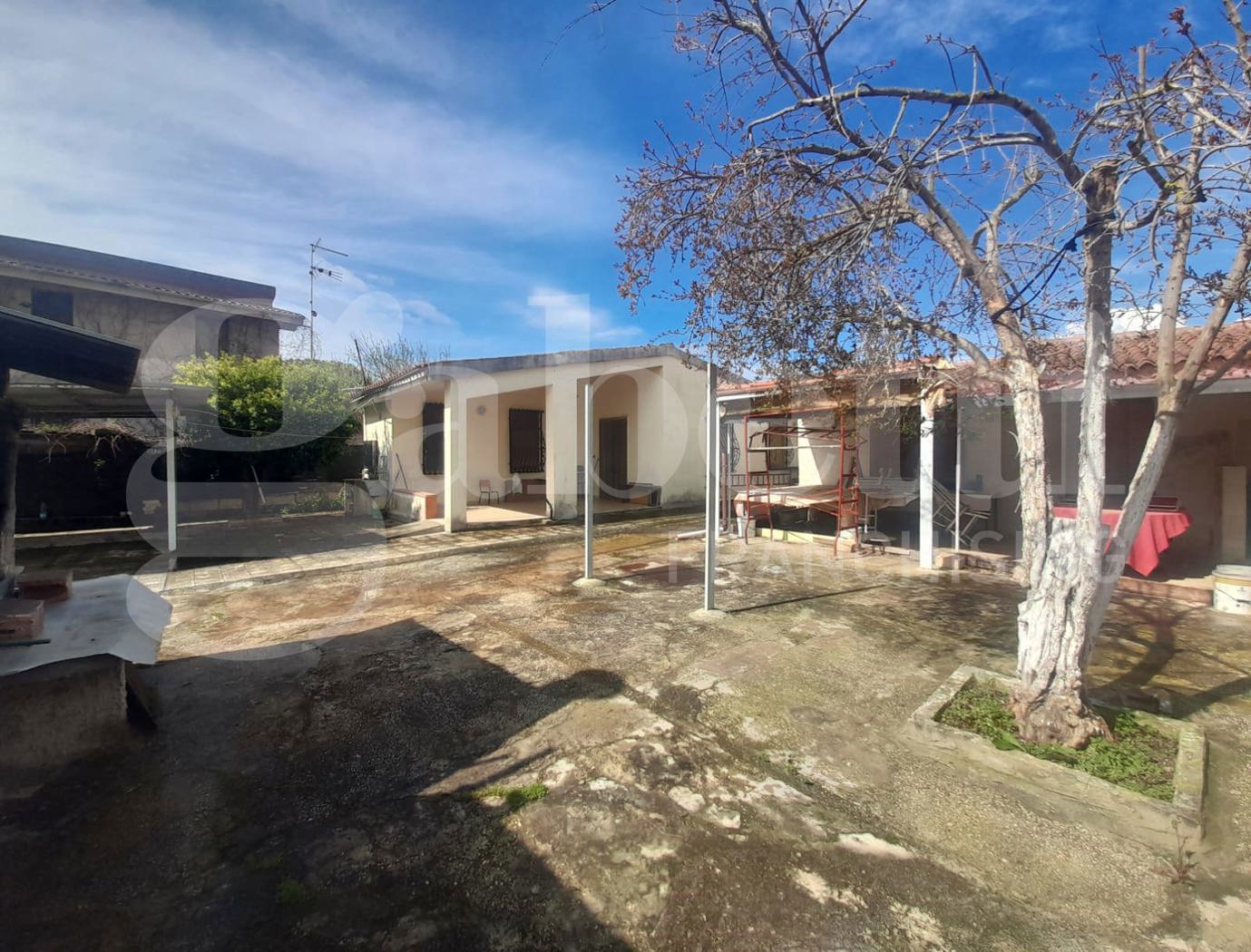 Villa con giardino a Siracusa