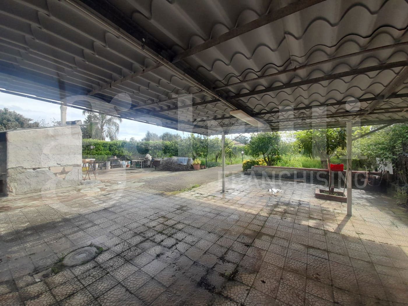 Villa con giardino a Siracusa