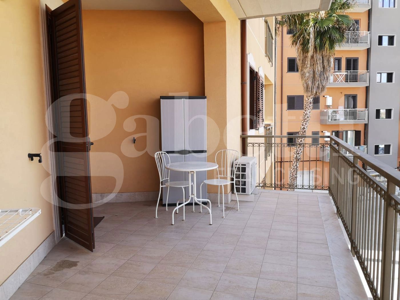 Trilocale arredato in affitto a Siracusa