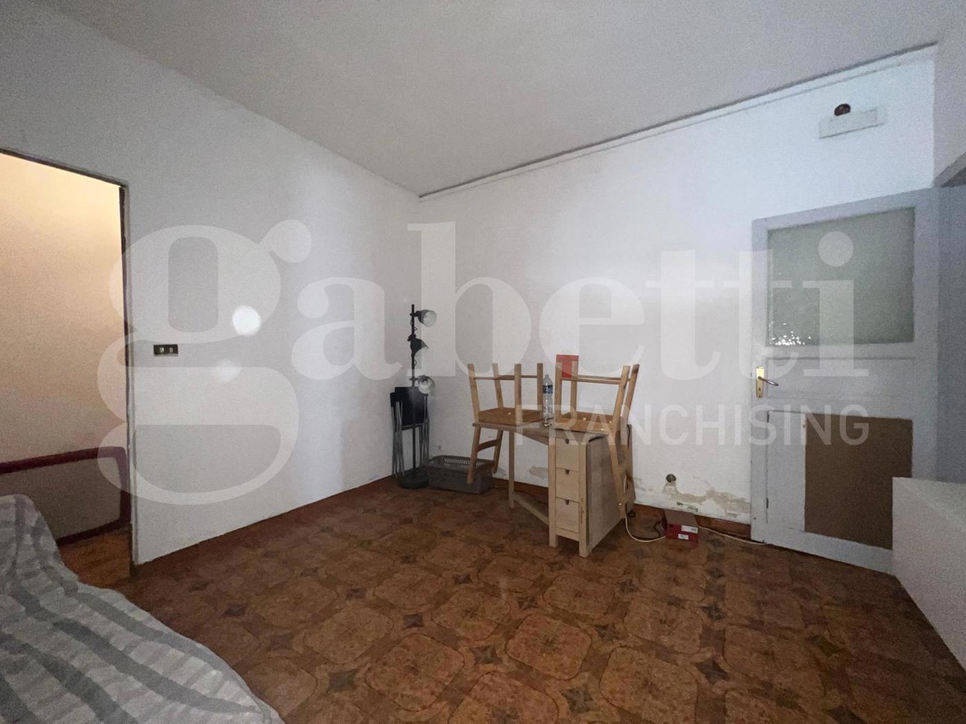 Bilocale da ristrutturare a Siracusa