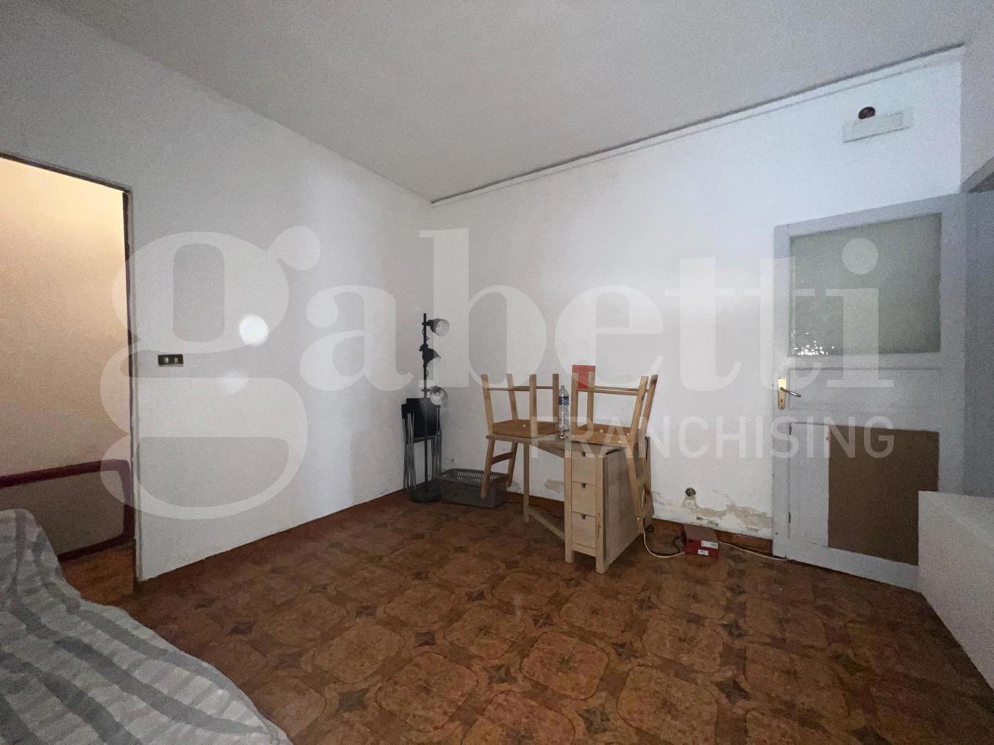 Bilocale da ristrutturare a Siracusa