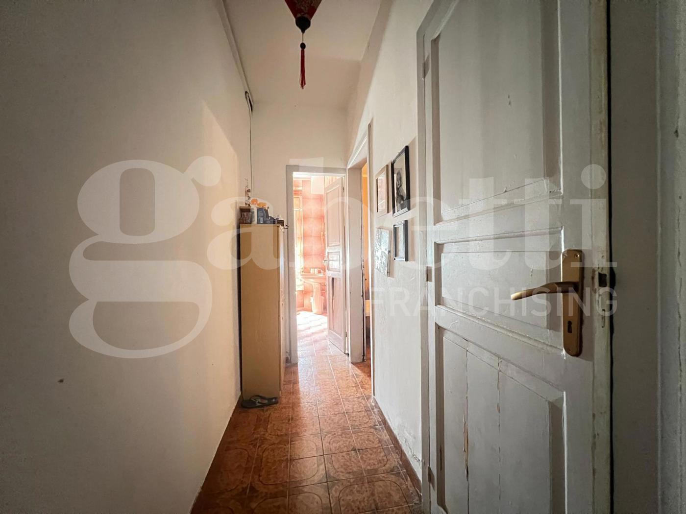 Bilocale da ristrutturare a Siracusa