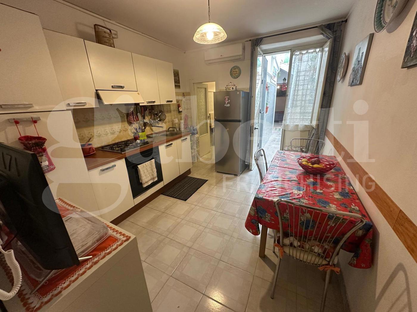 Casa indipendente ristrutturata a Floridia