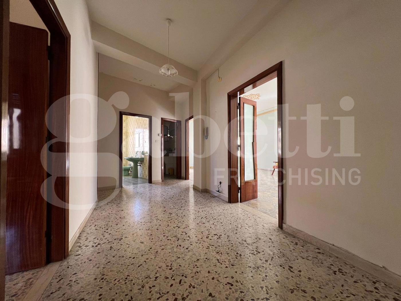 Appartamento da ristrutturare a Siracusa