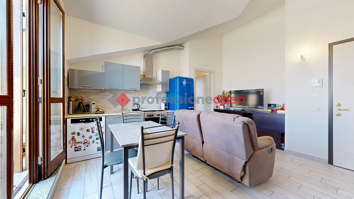 Bilocale con box a Masate