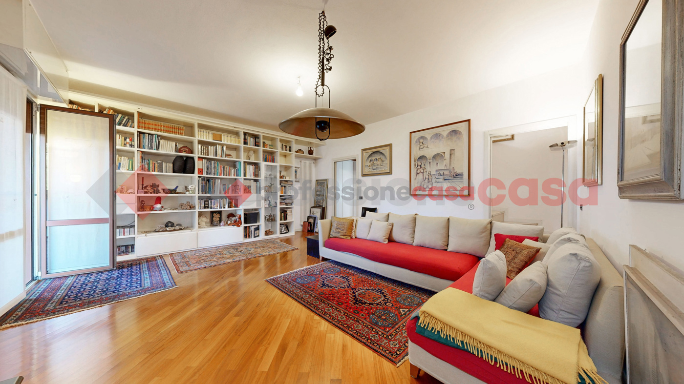 Villa con giardino a Bellinzago Lombardo