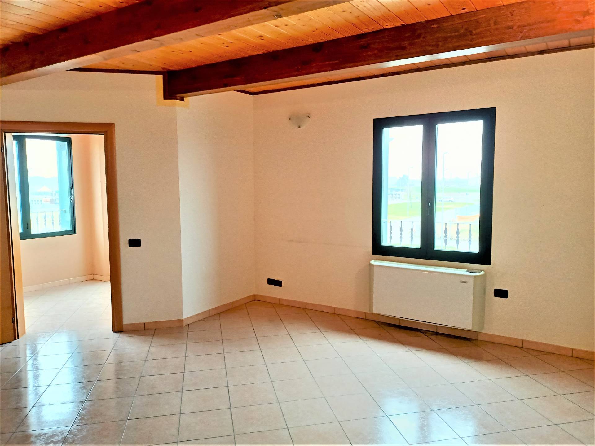 Studio/Ufficio in affitto a Voghiera, Gualdo