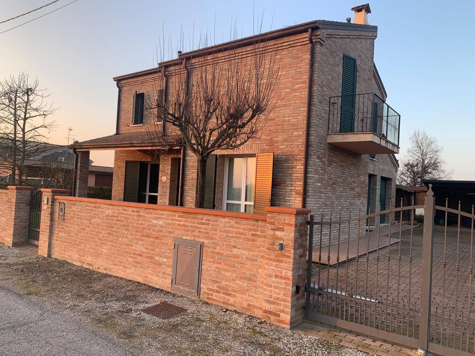 Villa in vendita a Ferrara, Quartesana