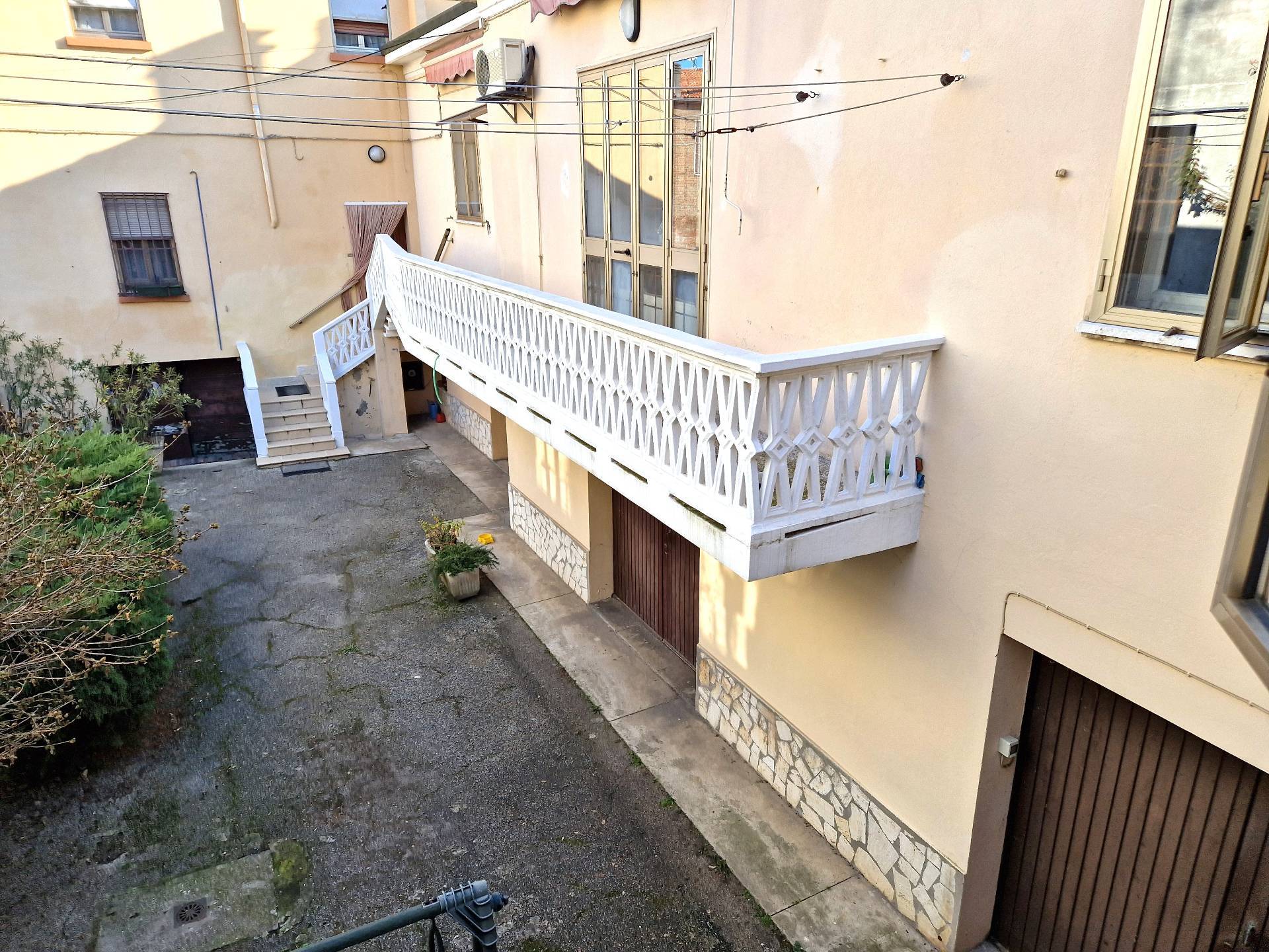 Casa singola in vendita a Ferrara, Via Bologna