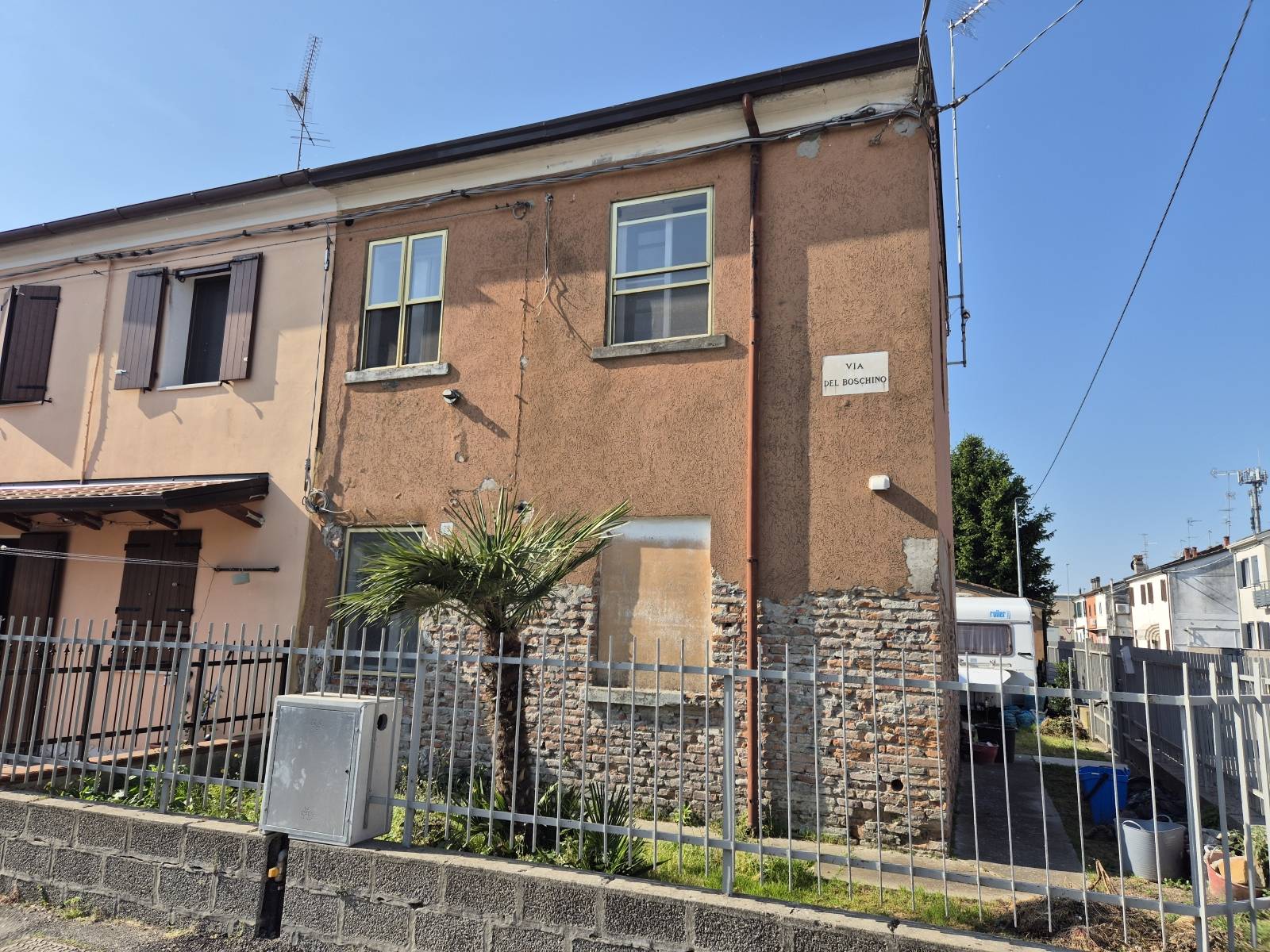 Casa singola in vendita a Ferrara, Pontelagoscuro