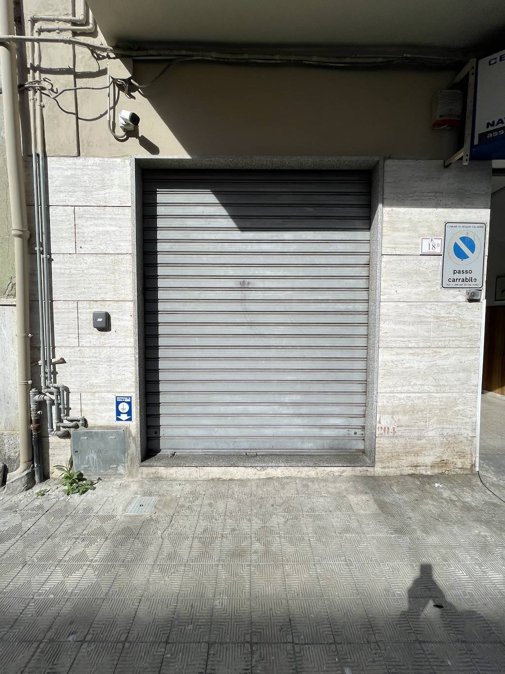 Locale Commerciale in affitto a Reggio di Calabria