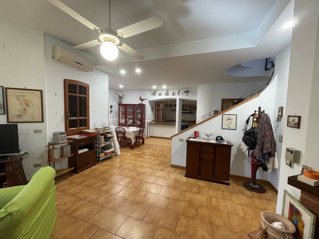 Villa in vendita a Motta San Giovanni