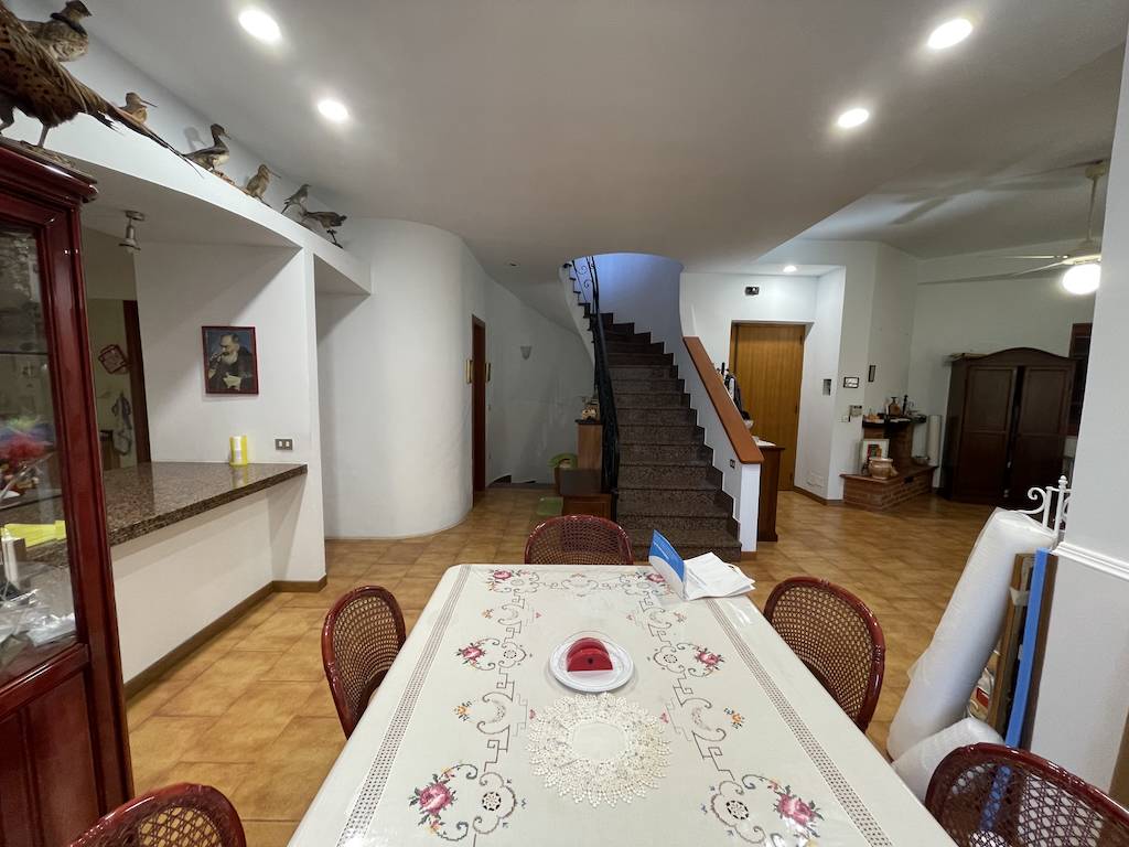 Villa in vendita a Motta San Giovanni