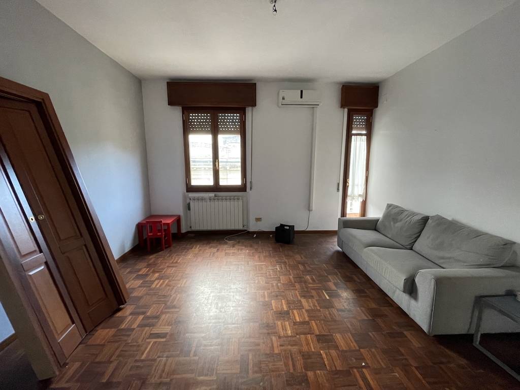 Appartamento in vendita a Reggio di Calabria, Centro