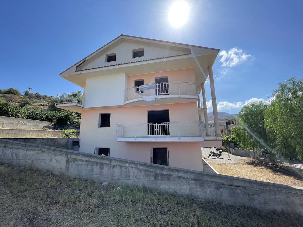 Villa in vendita a Reggio di Calabria