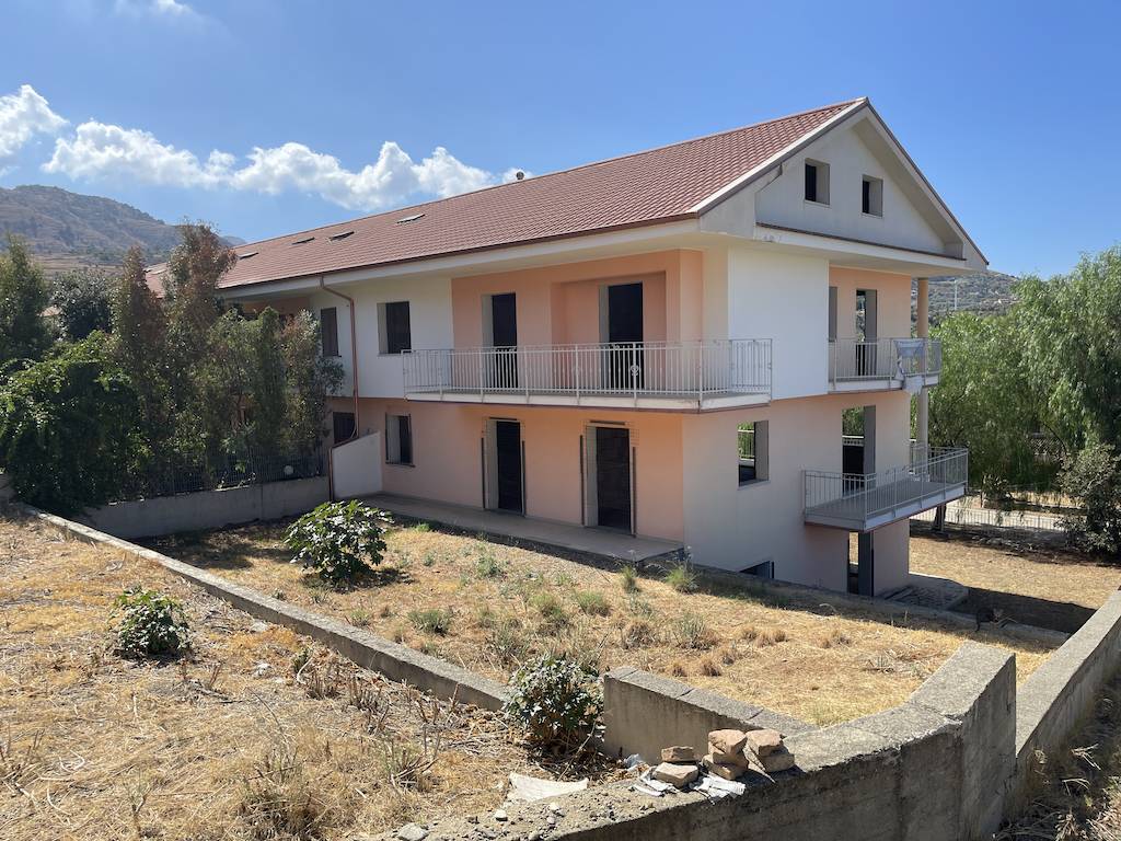 Villa in vendita a Reggio di Calabria