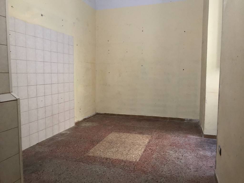 Locale Commerciale in affitto a Reggio di Calabria