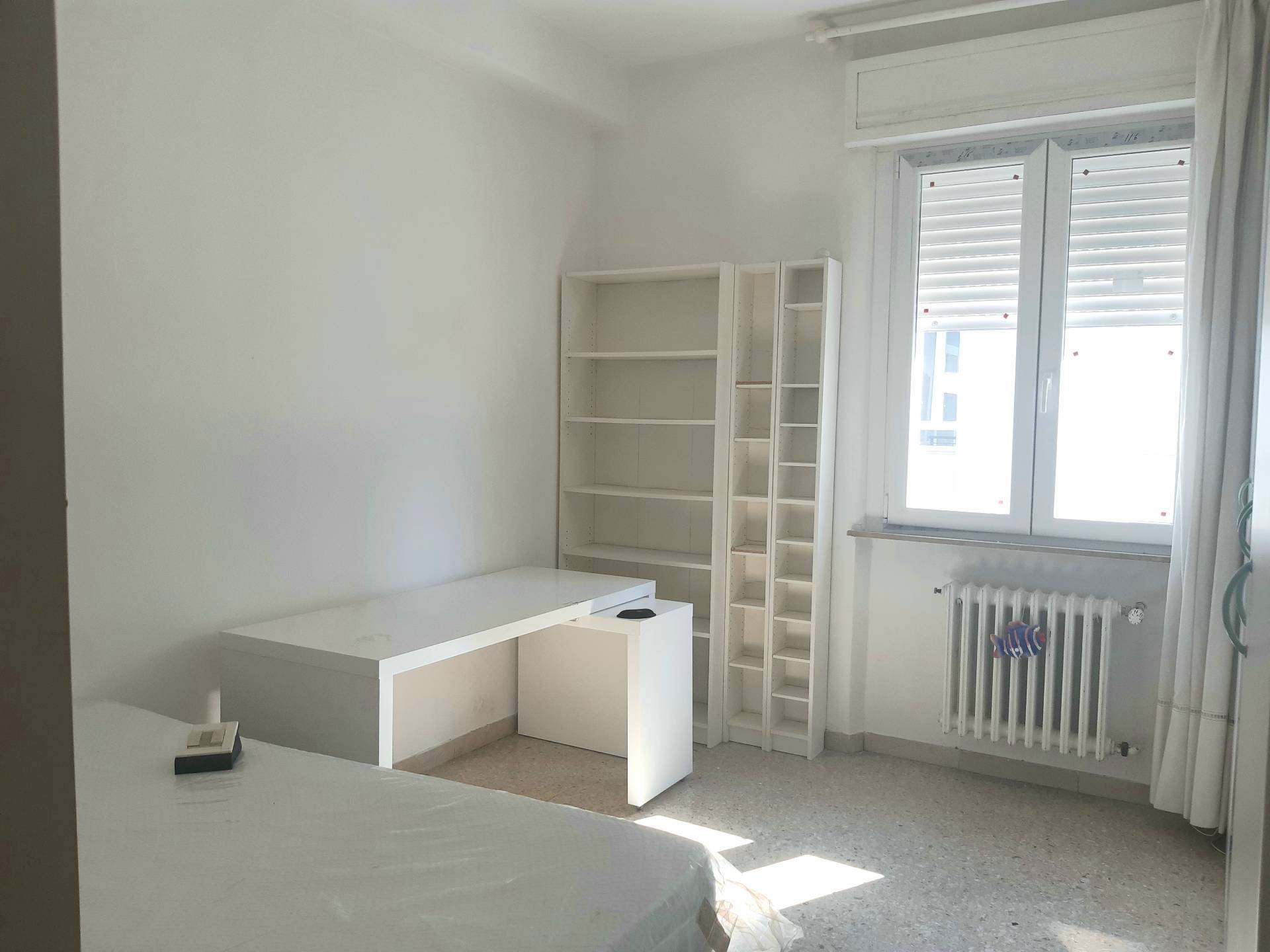 Appartamento in affitto a Macerata, Semicentrale