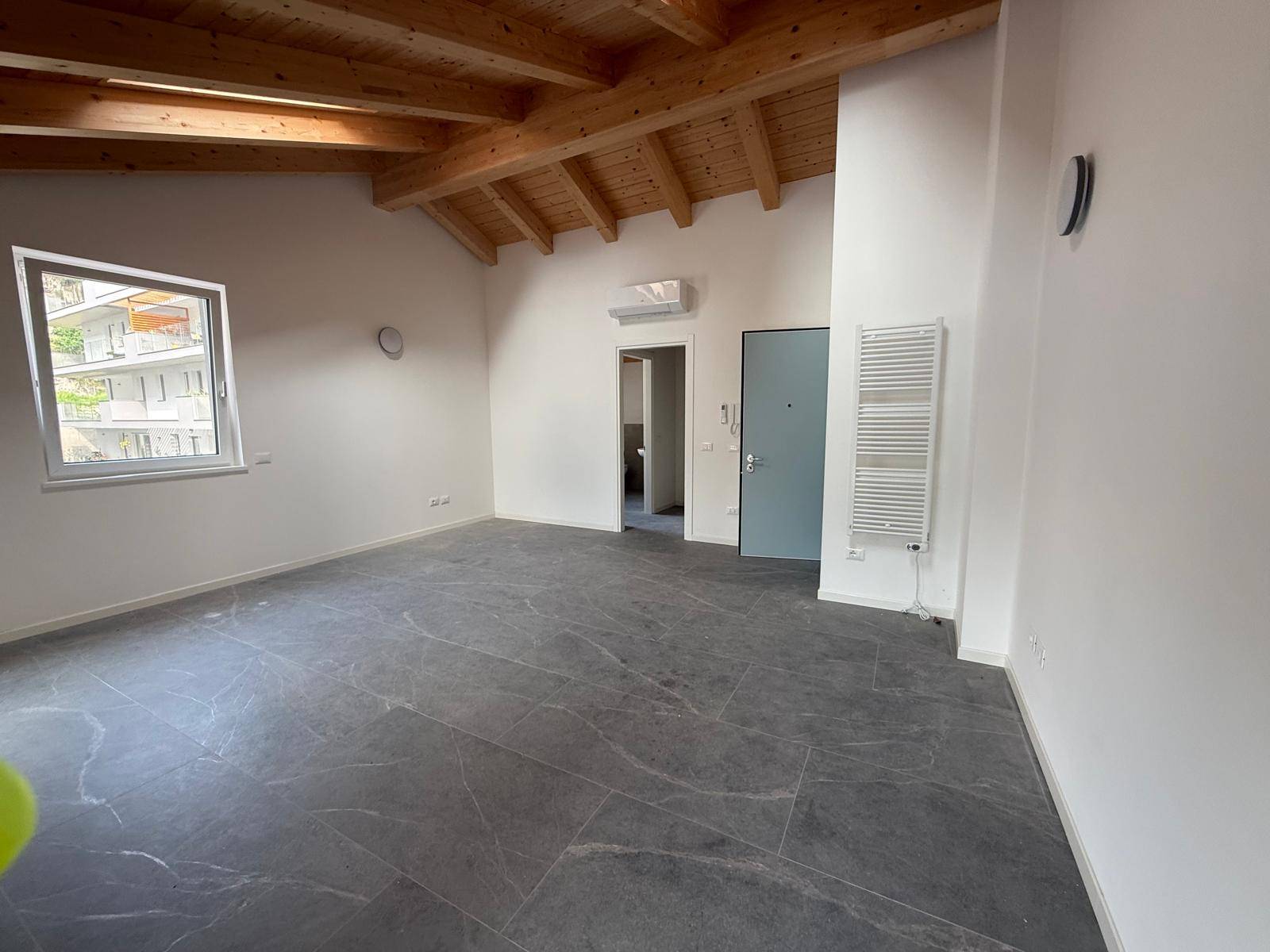 Studio/Ufficio in affitto a Trento, Piedicastello