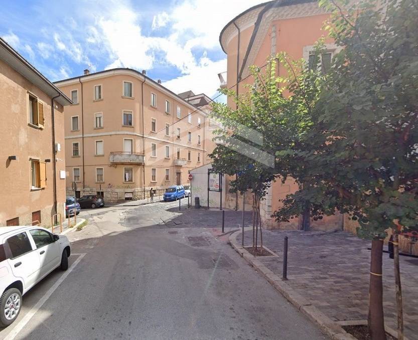 Appartamento in affitto a Campobasso, Centro