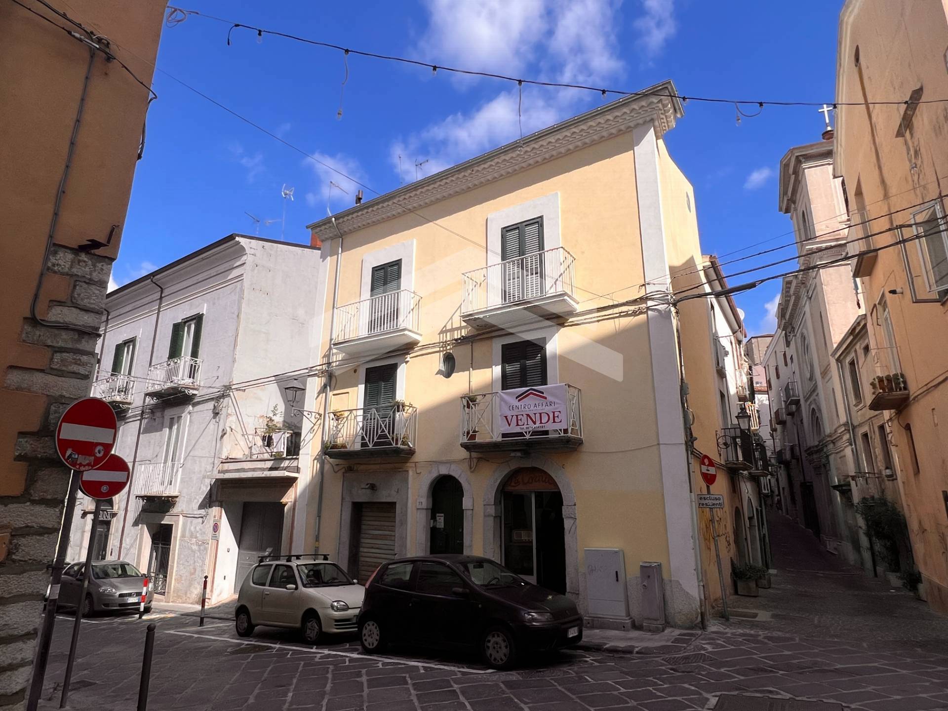Casa indipendente in vendita a Campobasso, Centro storico