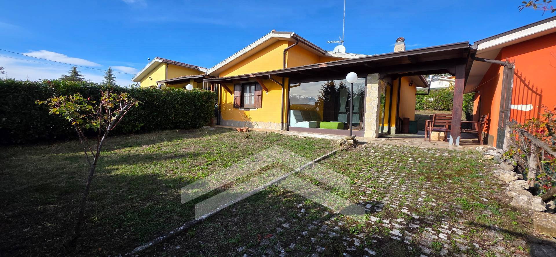 Casa indipendente in vendita a Vinchiaturo