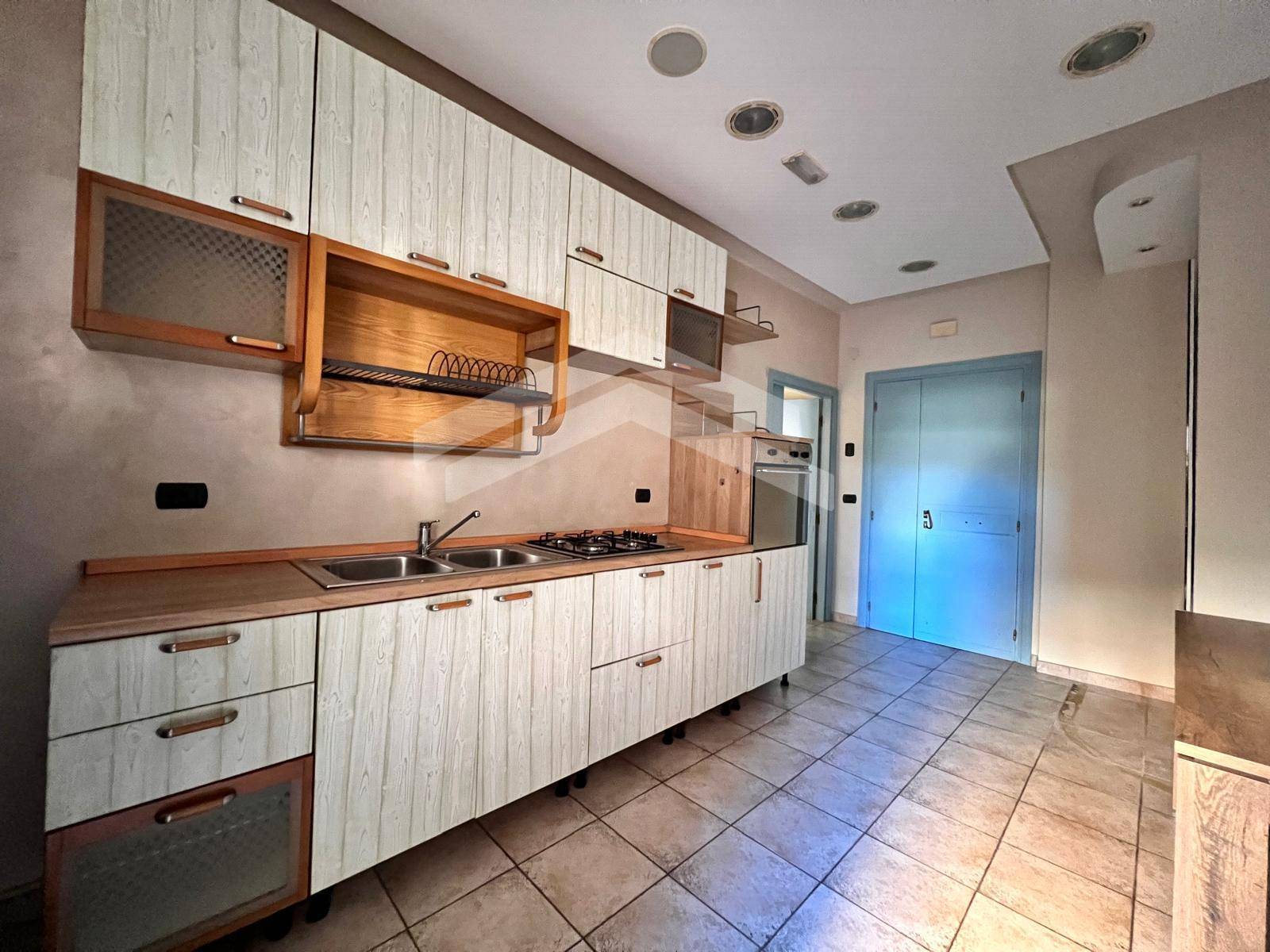 Appartamento in affitto a Campobasso, Semicentro