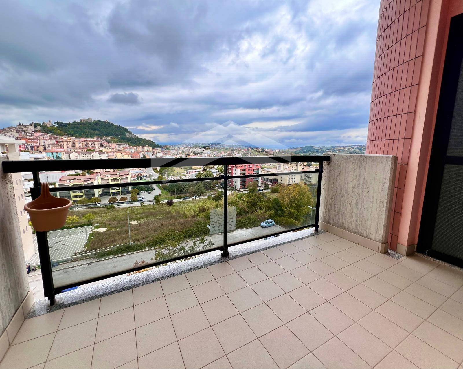 Appartamento in affitto a Campobasso, Centro