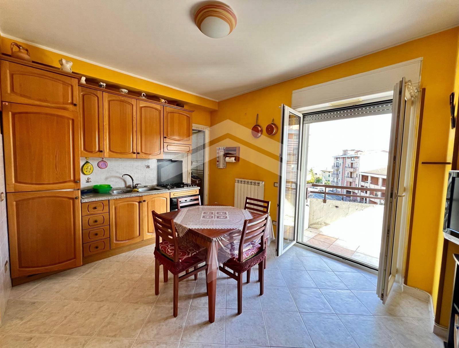 Appartamento in affitto a Campobasso, Semicentro