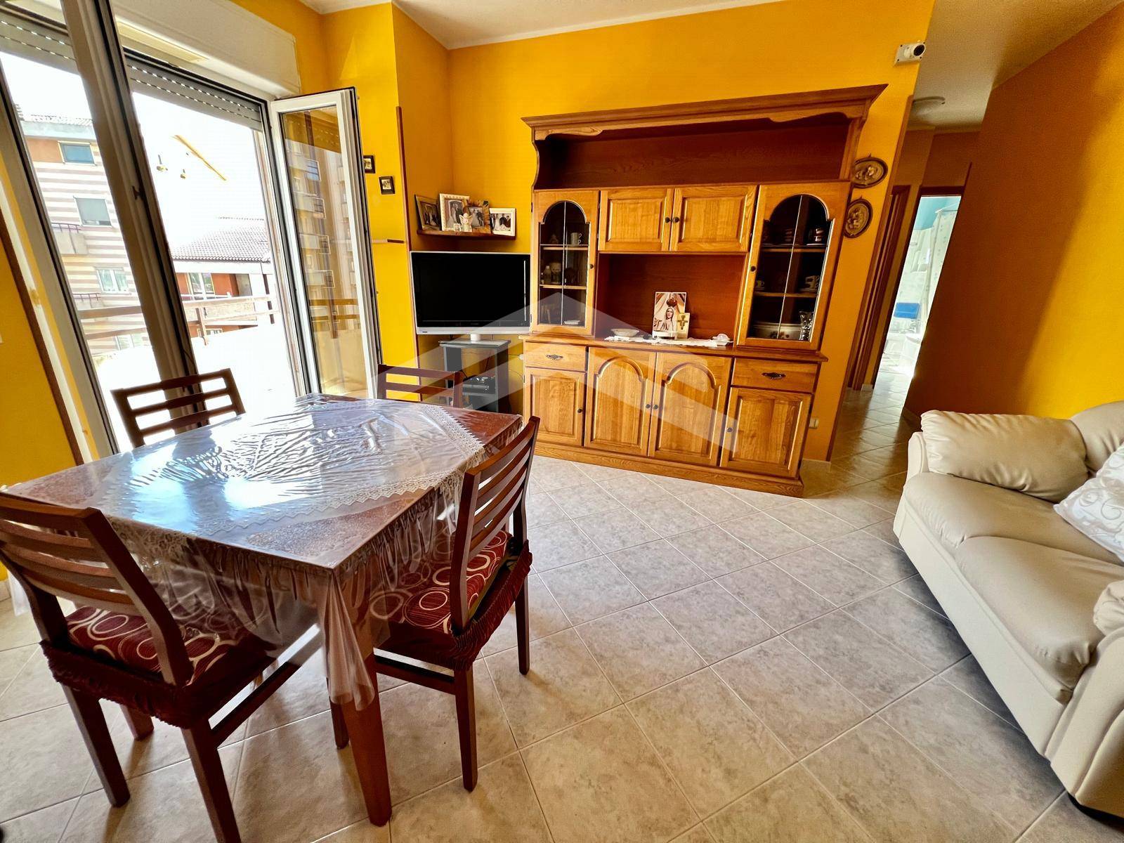 Appartamento in affitto a Campobasso, Semicentro