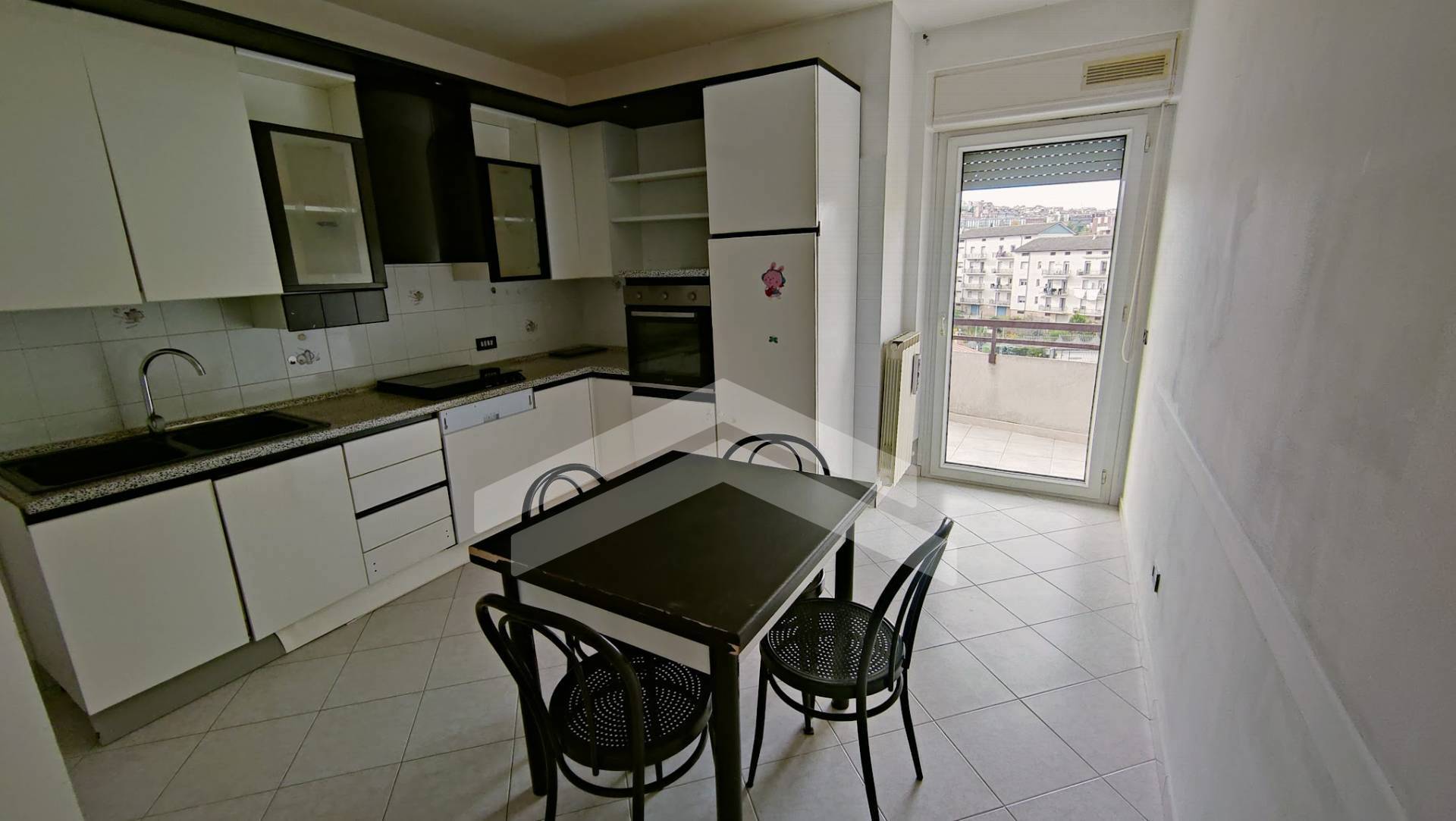 Appartamento in vendita a Campobasso, S. Giovanni