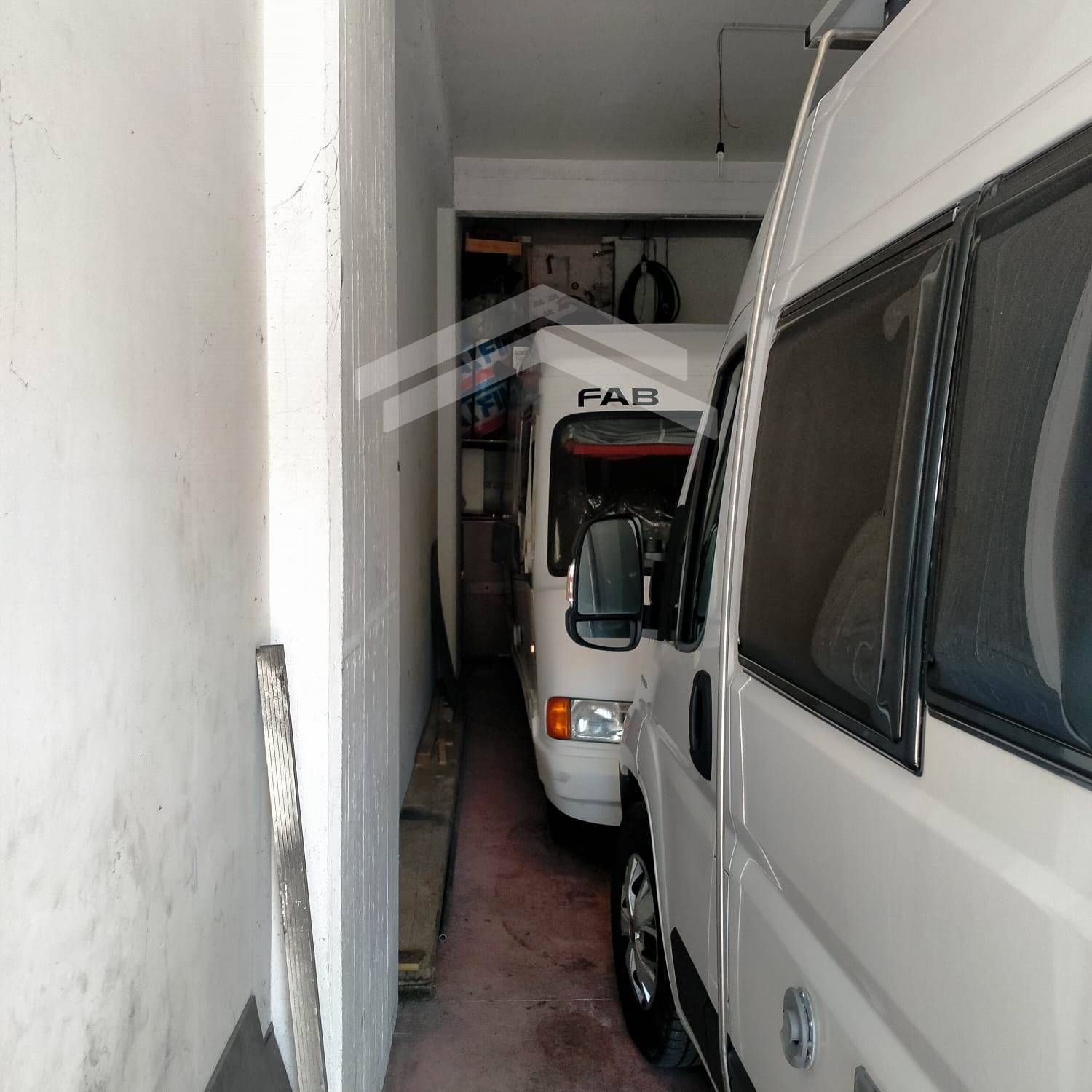 Garage in vendita a Campobasso, Semicentro