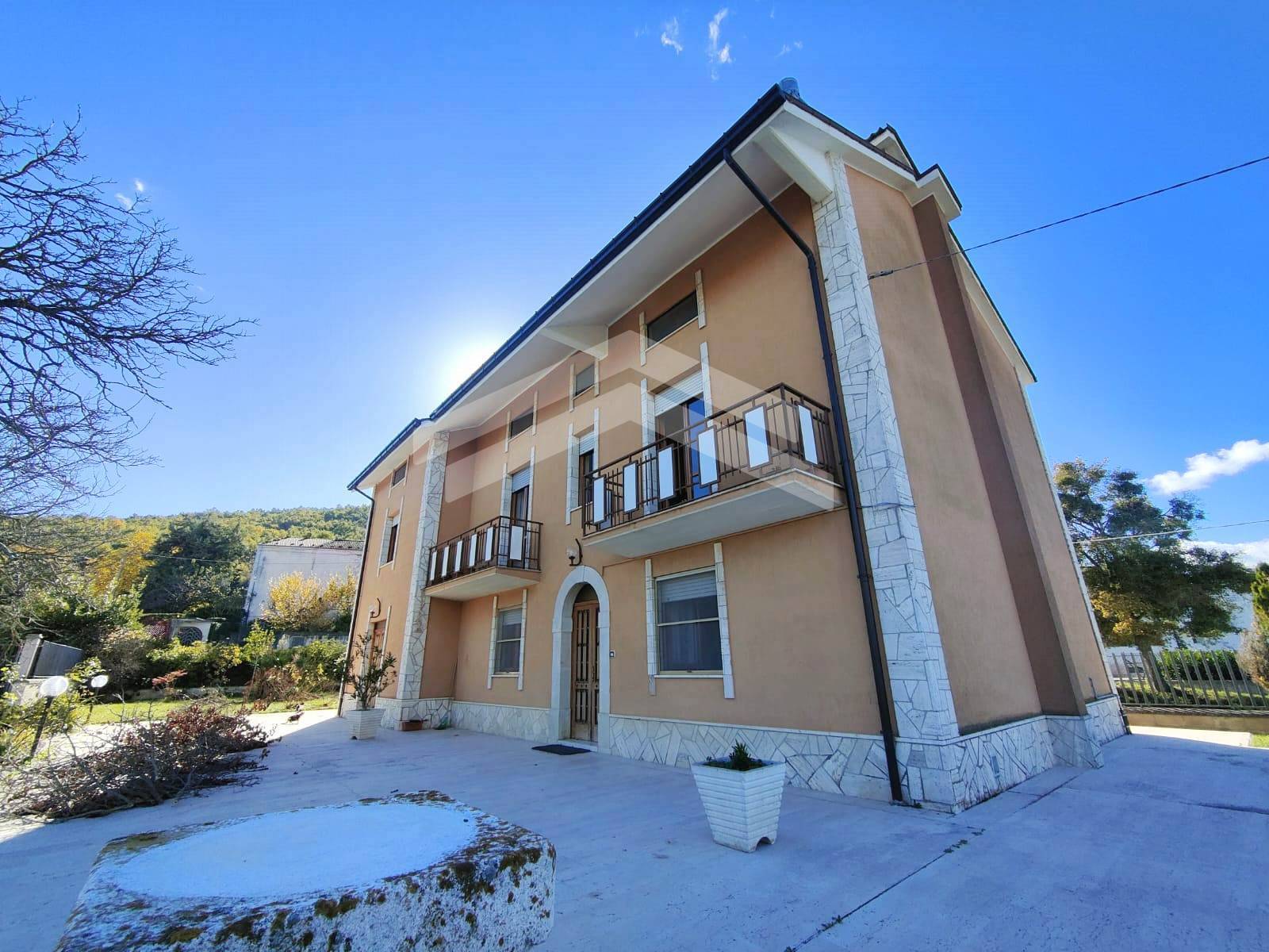 Villa singola in vendita a Campobasso, Periferia