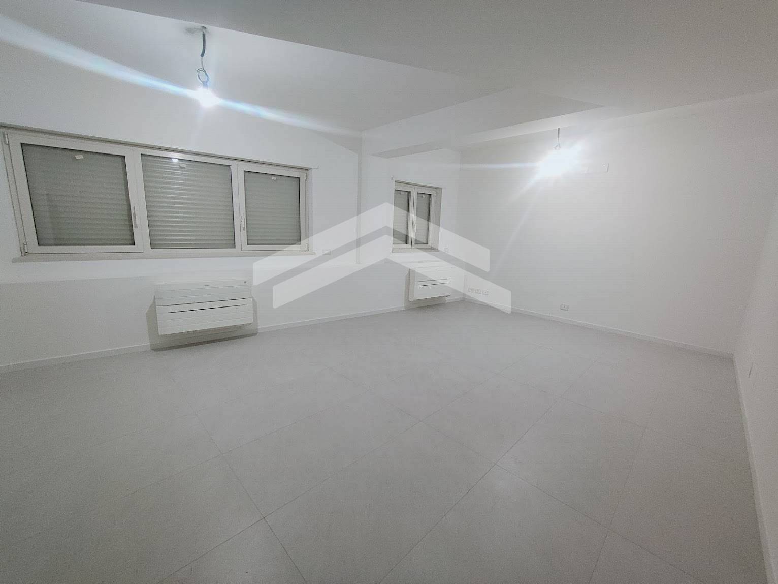 Appartamento uso ufficio in vendita a Campobasso, Centro