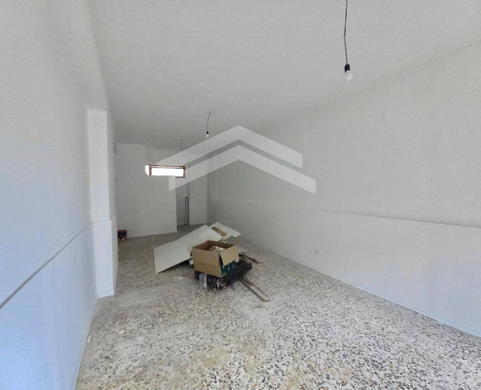 Locale commerciale in affitto a Campobasso, Semicentro