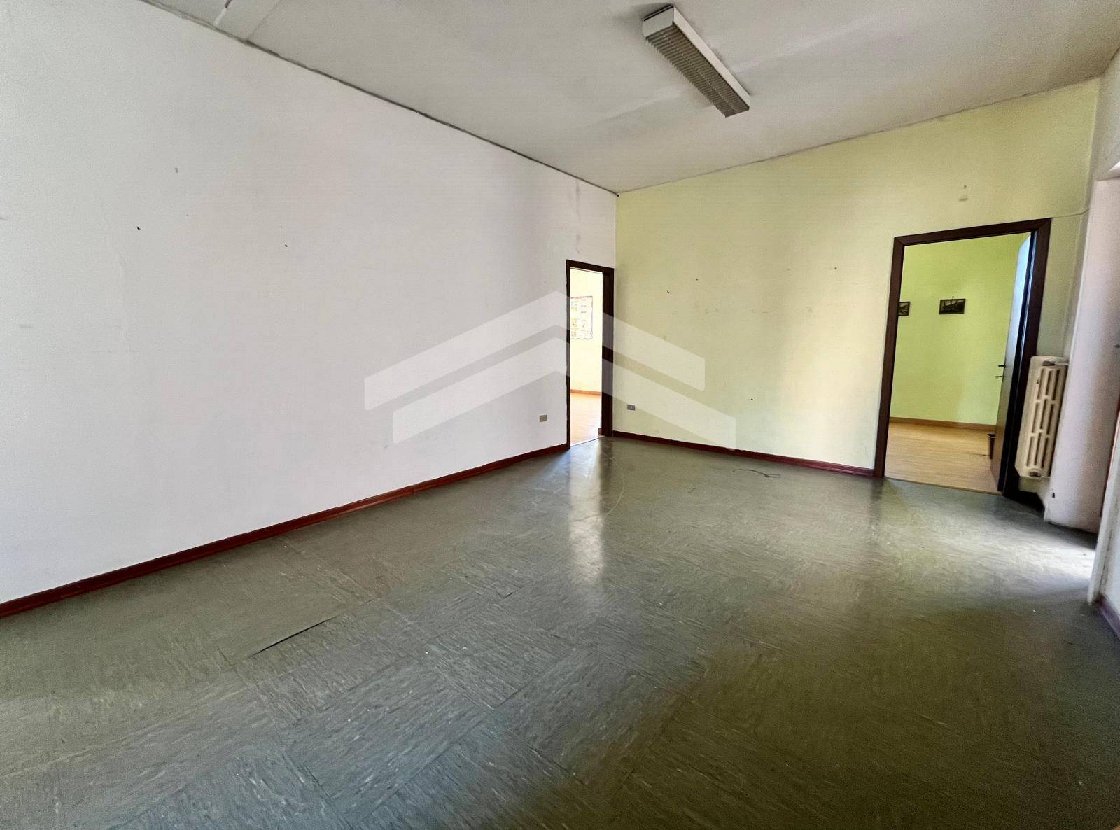 Studio/Ufficio in affitto a Campobasso, Centro