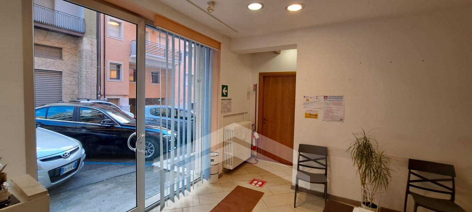 Locale commerciale in vendita a Campobasso, Centro