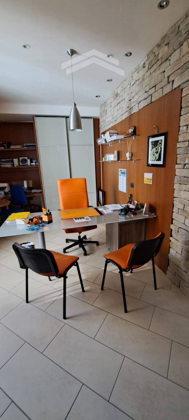 Locale commerciale in vendita a Campobasso, Centro