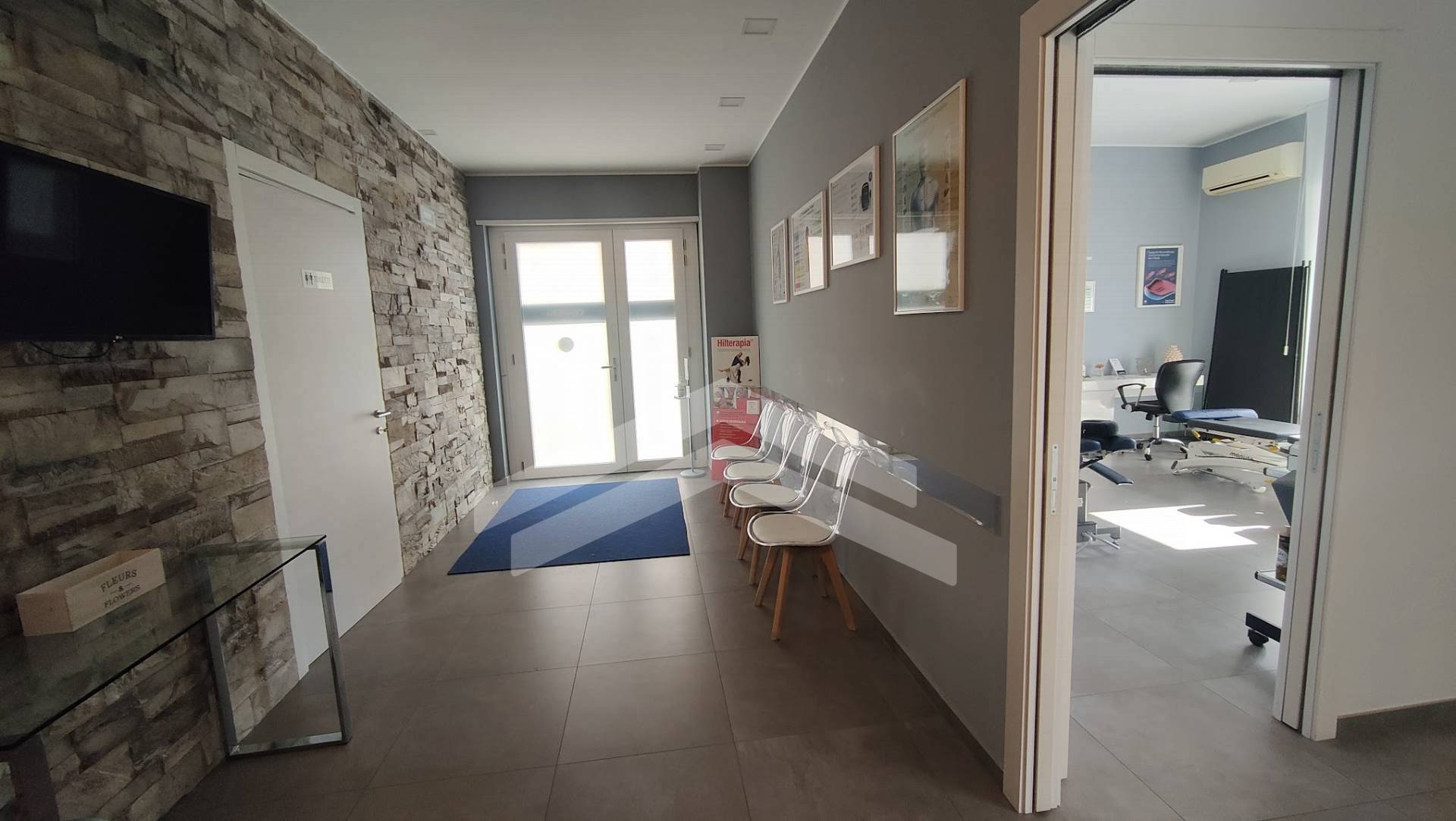 Studio/Ufficio in vendita a Campobasso, Semicentro