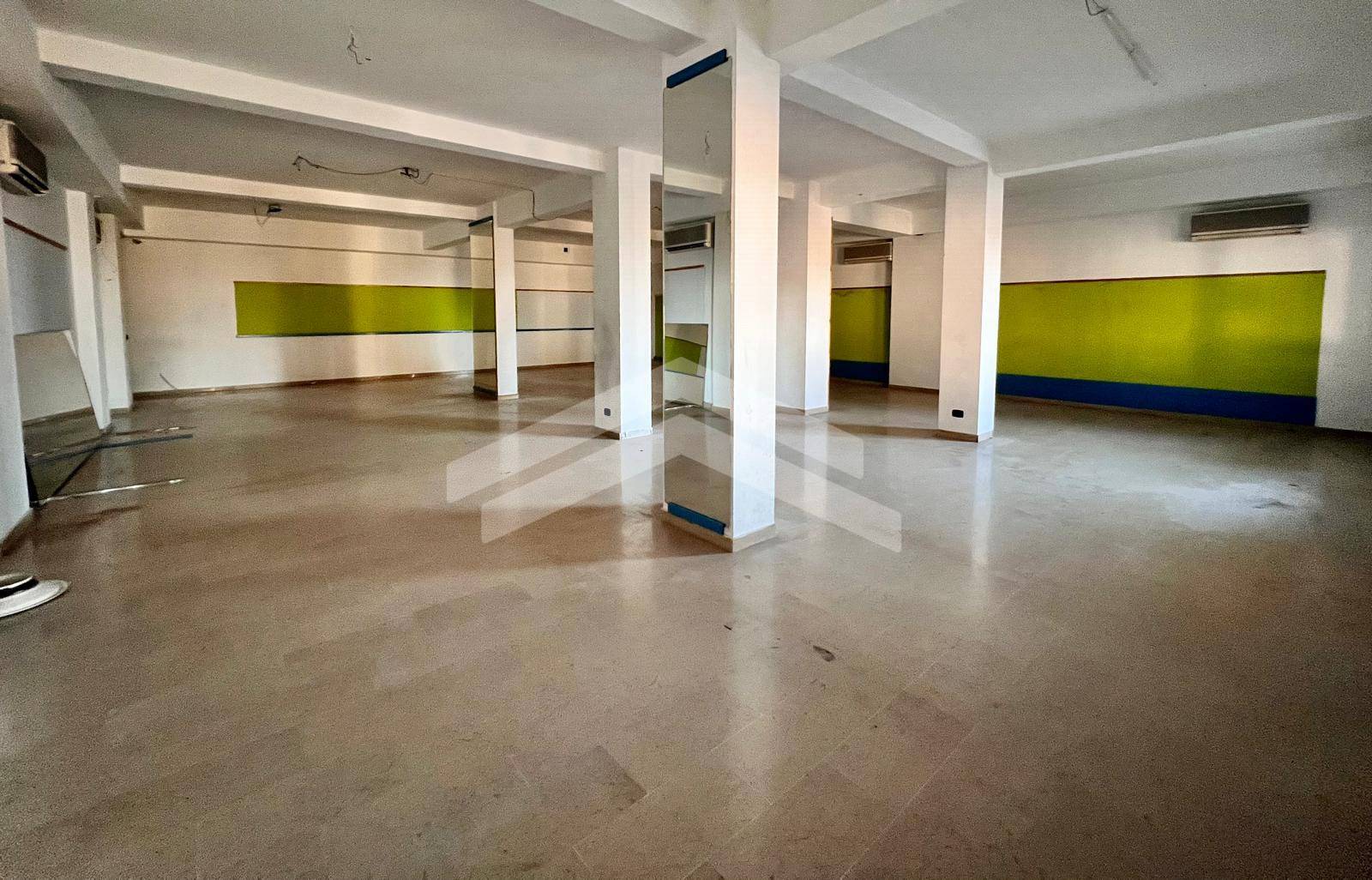 Locale commerciale in affitto a Campobasso, Colle dell'Orso