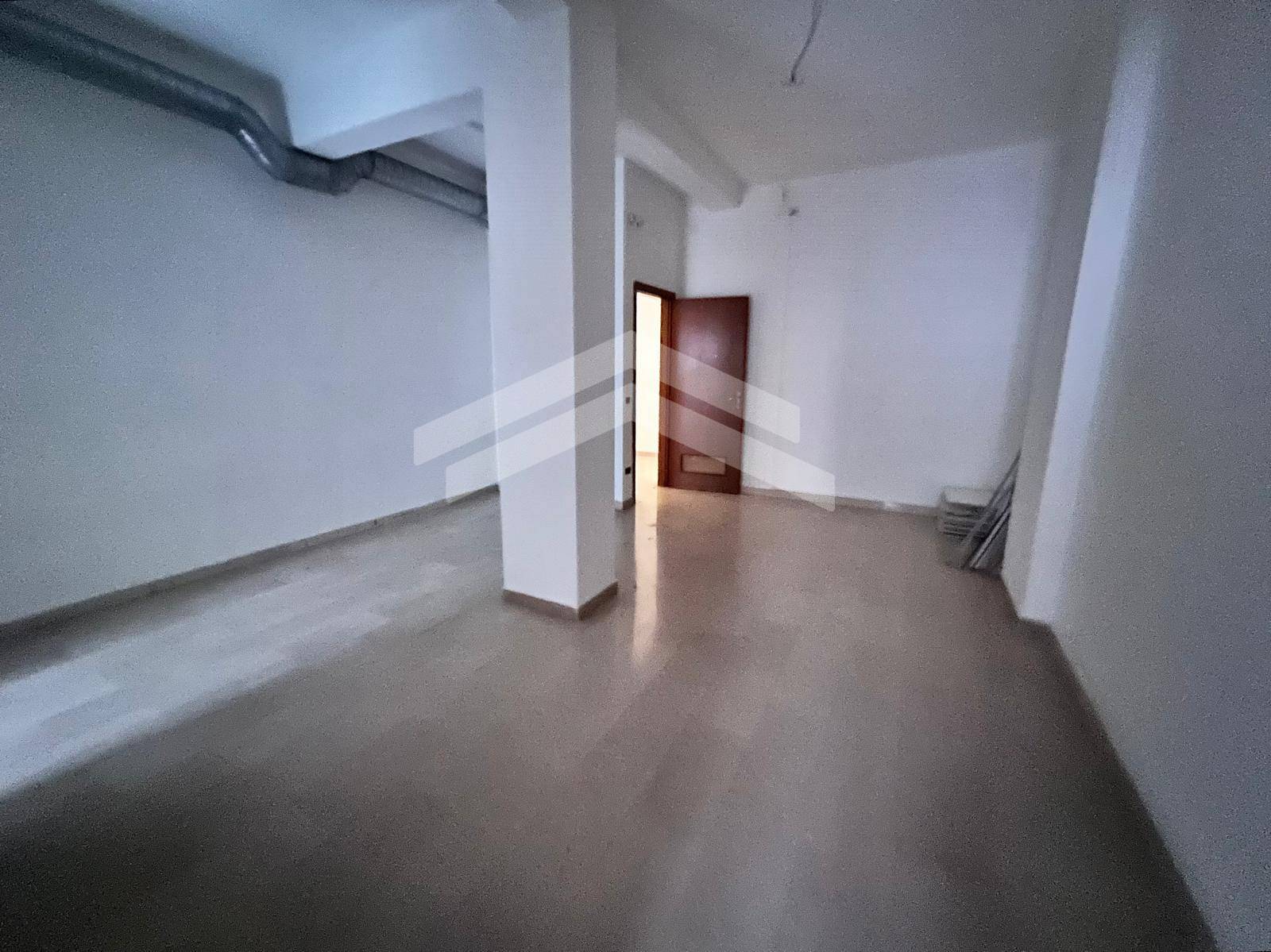 Locale commerciale in affitto a Campobasso, Colle dell'Orso