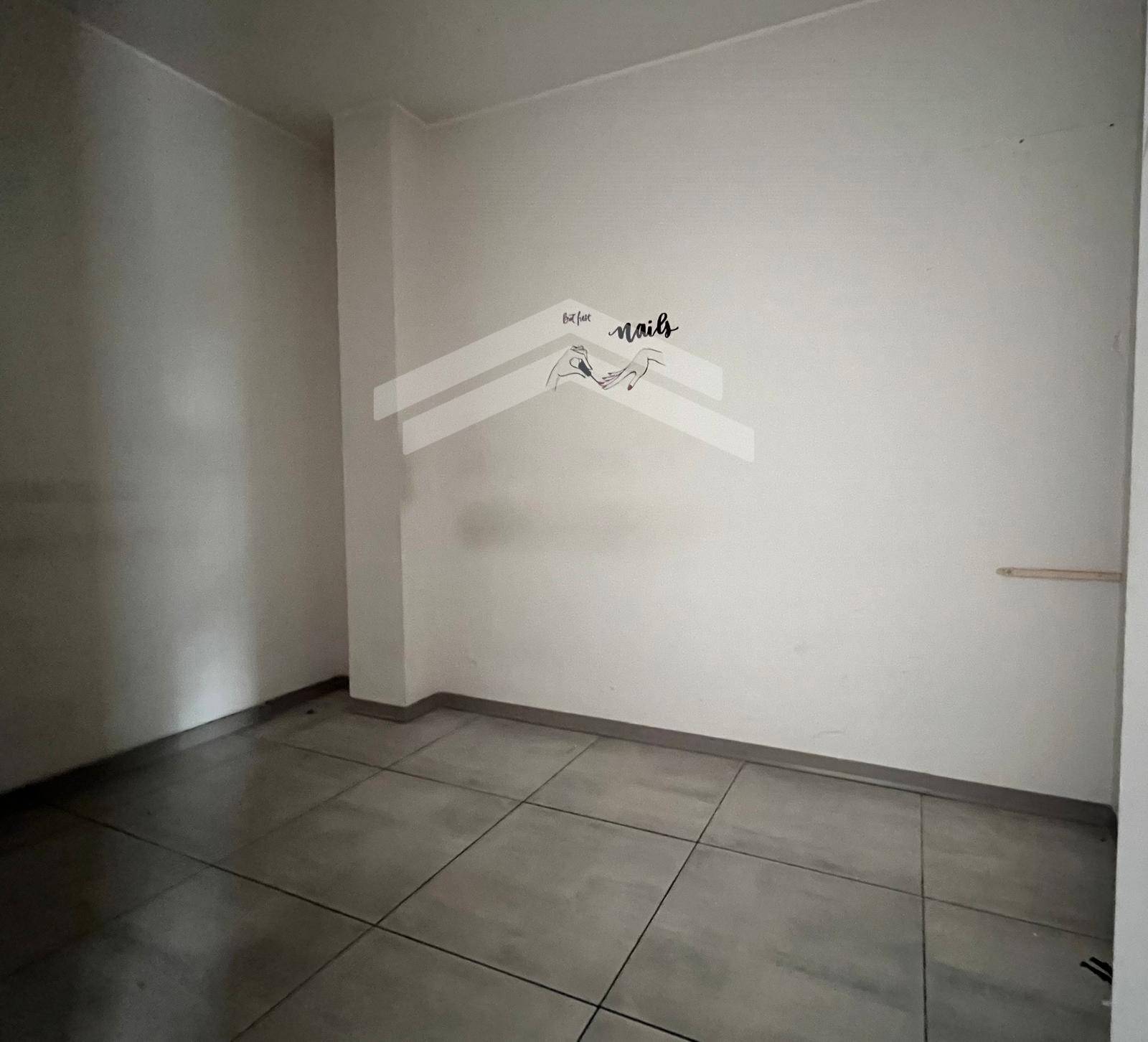 Locale commerciale in affitto a Campobasso, Semicentro