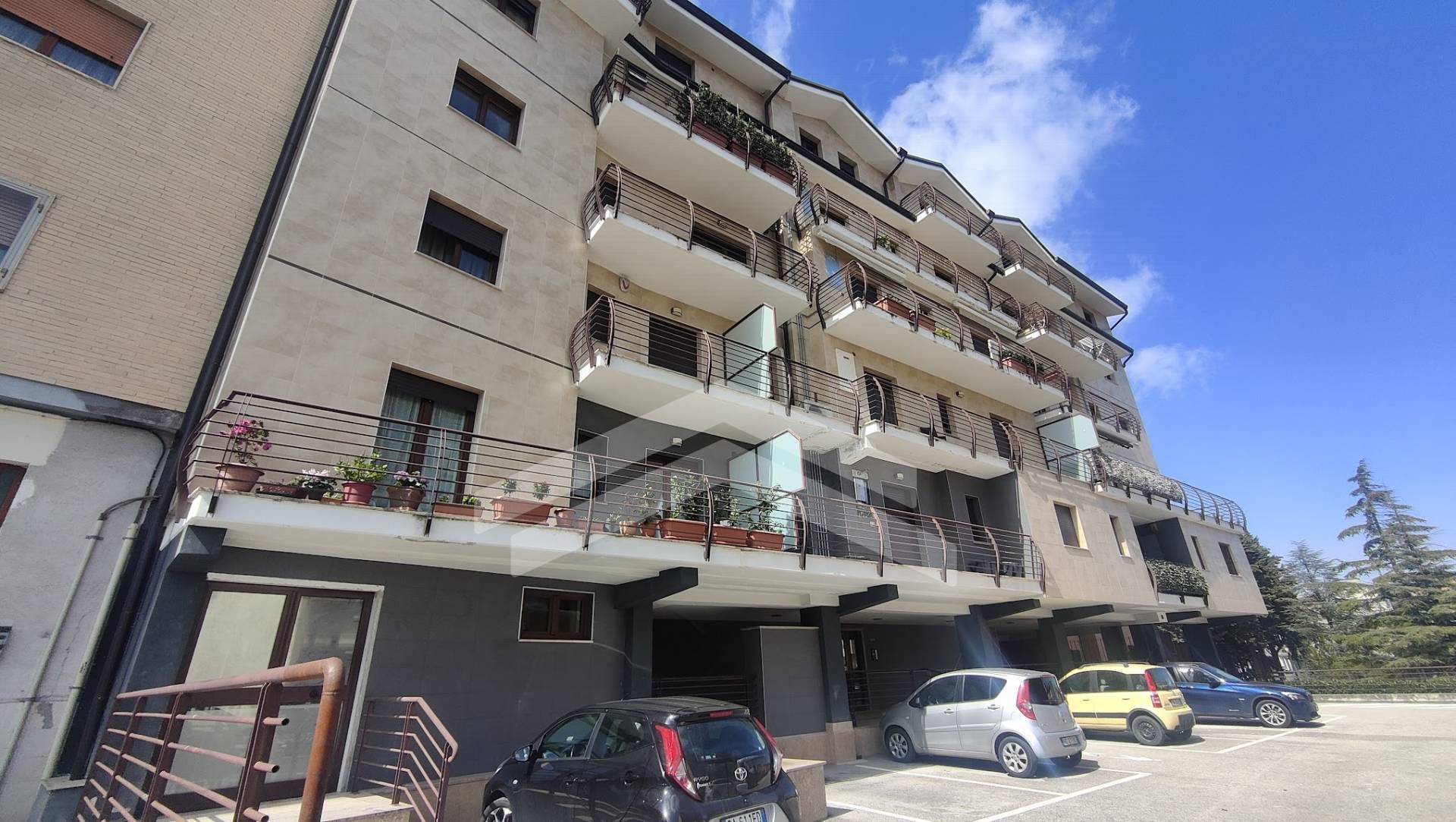 Box o garage in vendita a Campobasso, Semicentro