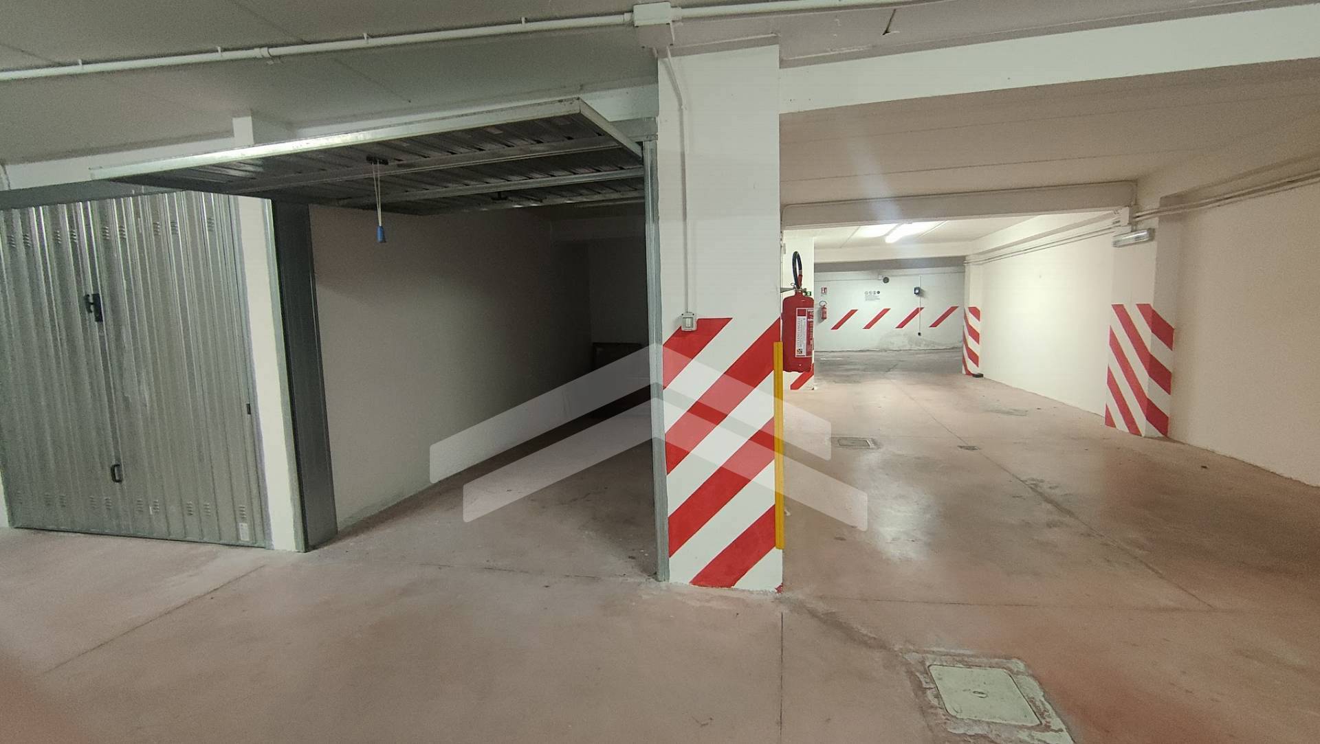 Box o garage in vendita a Campobasso, Semicentro