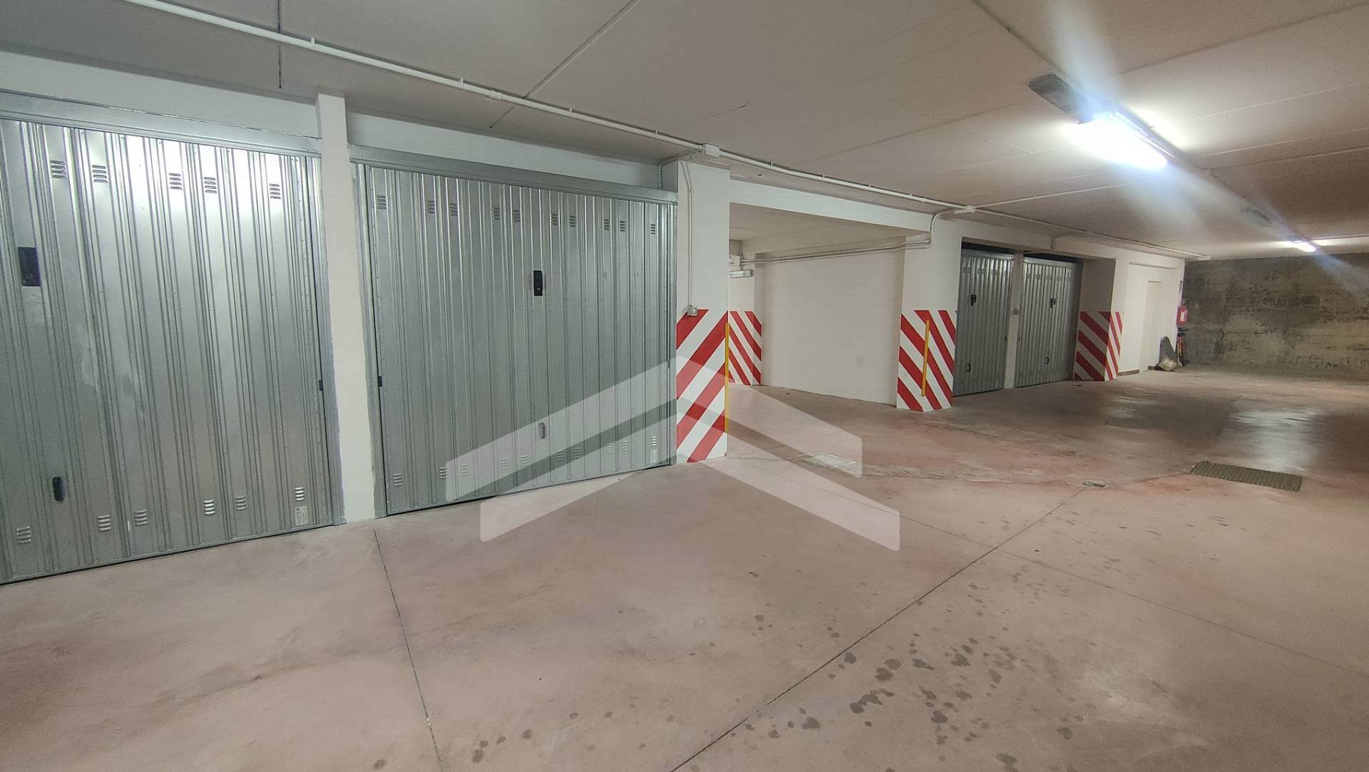 Box o garage in vendita a Campobasso, Semicentro