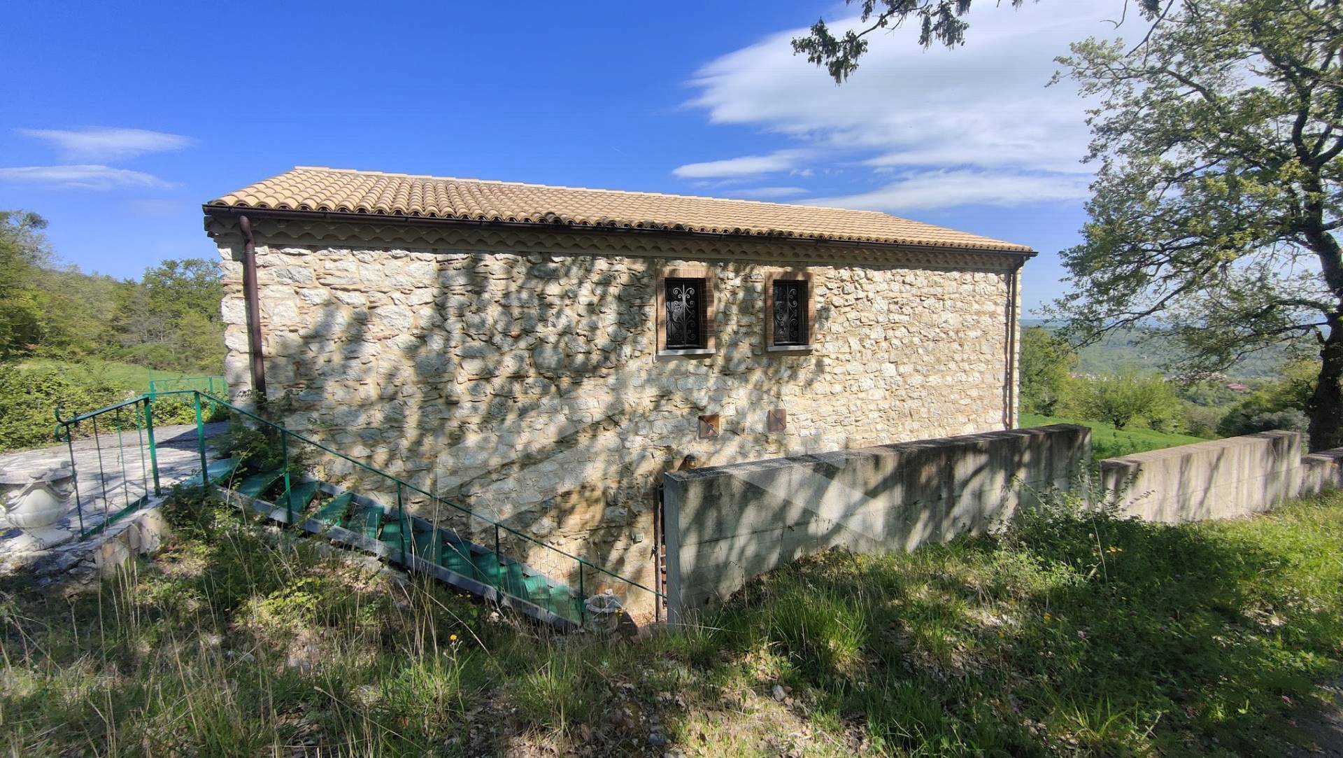 Casa singola in vendita a Mirabello Sannitico