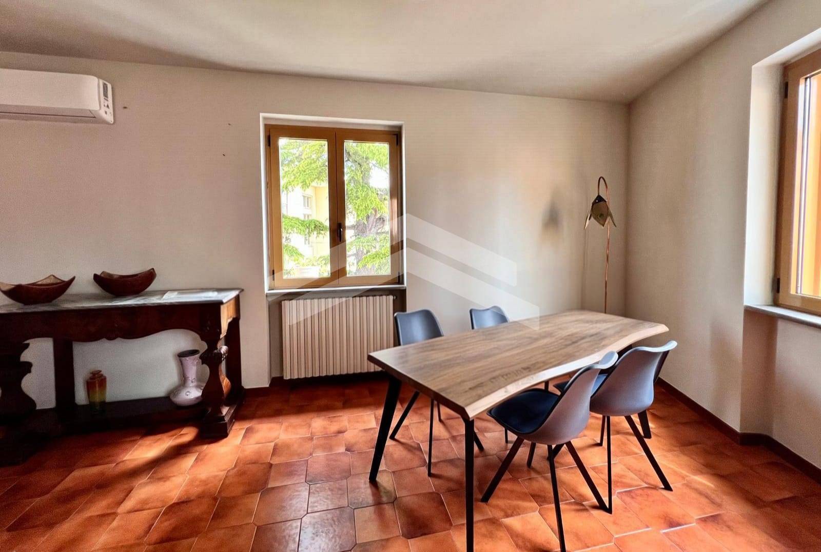 Appartamento in affitto a Campobasso, Centro